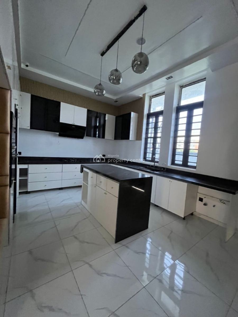 Neatly Built 5 Bedroom Fully Detached Duplex with Bq, Lekki, Lagos, Detached Duplex for Sale