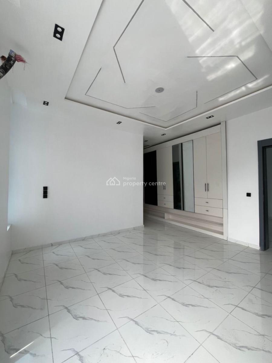 Neatly Built 5 Bedroom Fully Detached Duplex with Bq, Lekki, Lagos, Detached Duplex for Sale