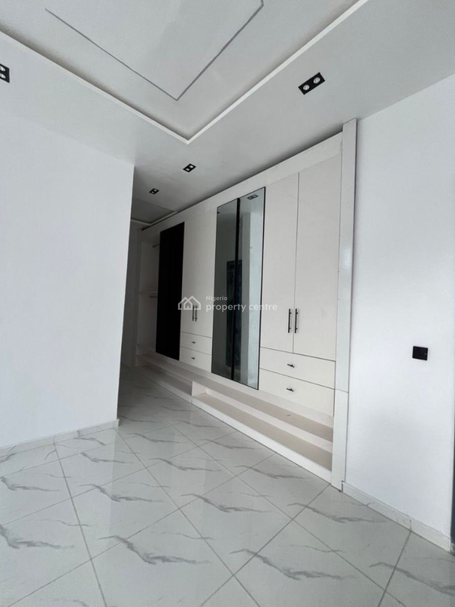 Neatly Built 5 Bedroom Fully Detached Duplex with Bq, Lekki, Lagos, Detached Duplex for Sale