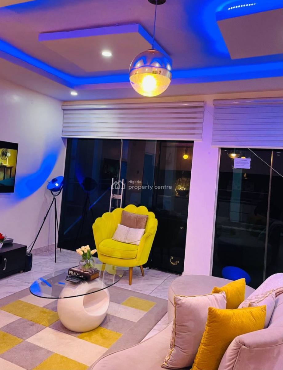 2 Unit of Linked One-bedrooms Penthouse, The Gilpins, Wale Alimi, Opposite Atican Beach Resort, Okun-ajah, Ajah, Lagos, Flat / Apartment Short Let