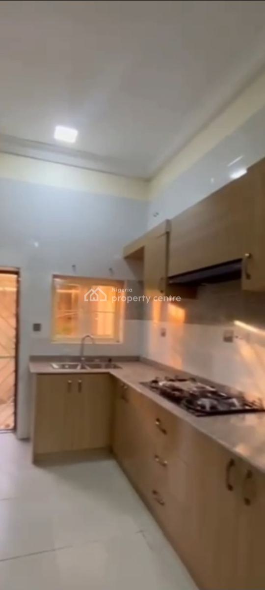 a Very Good Spacious 4-bedroom Terrace Duplex + 1 Bq, After H-medix Supermarket. ( Video of The House Is Attached ), Guzape District, Abuja, Terraced Duplex for Rent