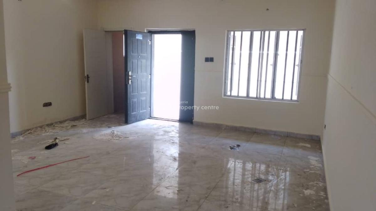 2 Bedroom Serviced Flat, Wale Alimi, Opposite Atican Beach Resort, Okun-ajah, Ajah, Lagos, Flat / Apartment for Rent