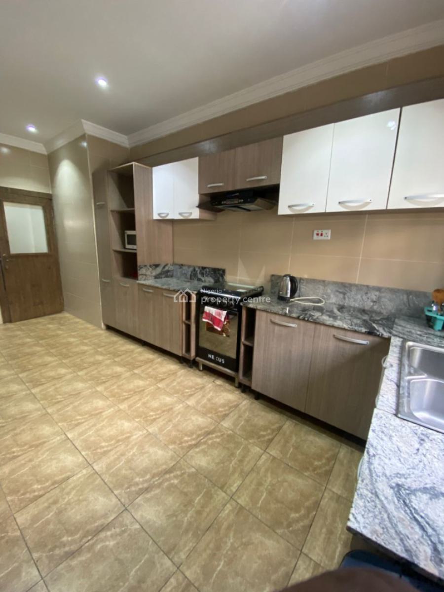 2 Bedroom Apartment with Wifi & Dstv, Gbangbala, Ikate, Lekki, Lagos, Flat / Apartment Short Let