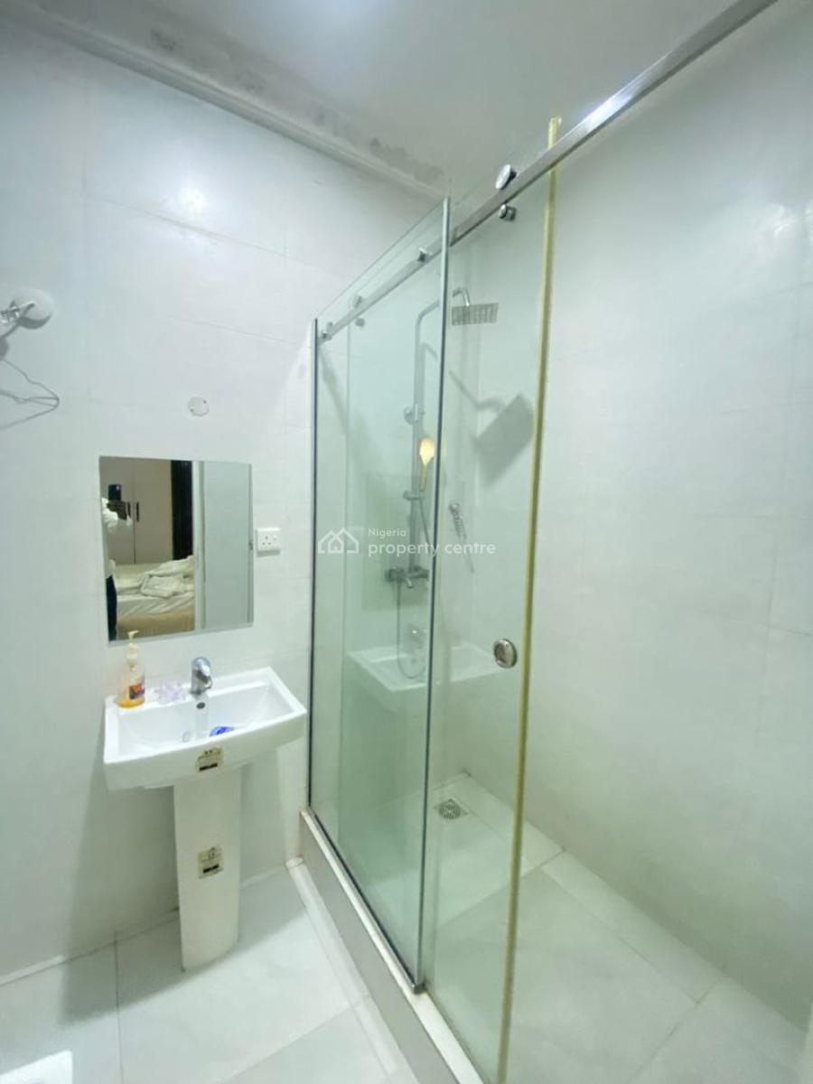Unfurnished Spacious 2 Bedroom Apartment, Ikate, Lekki, Lagos, Flat / Apartment for Rent