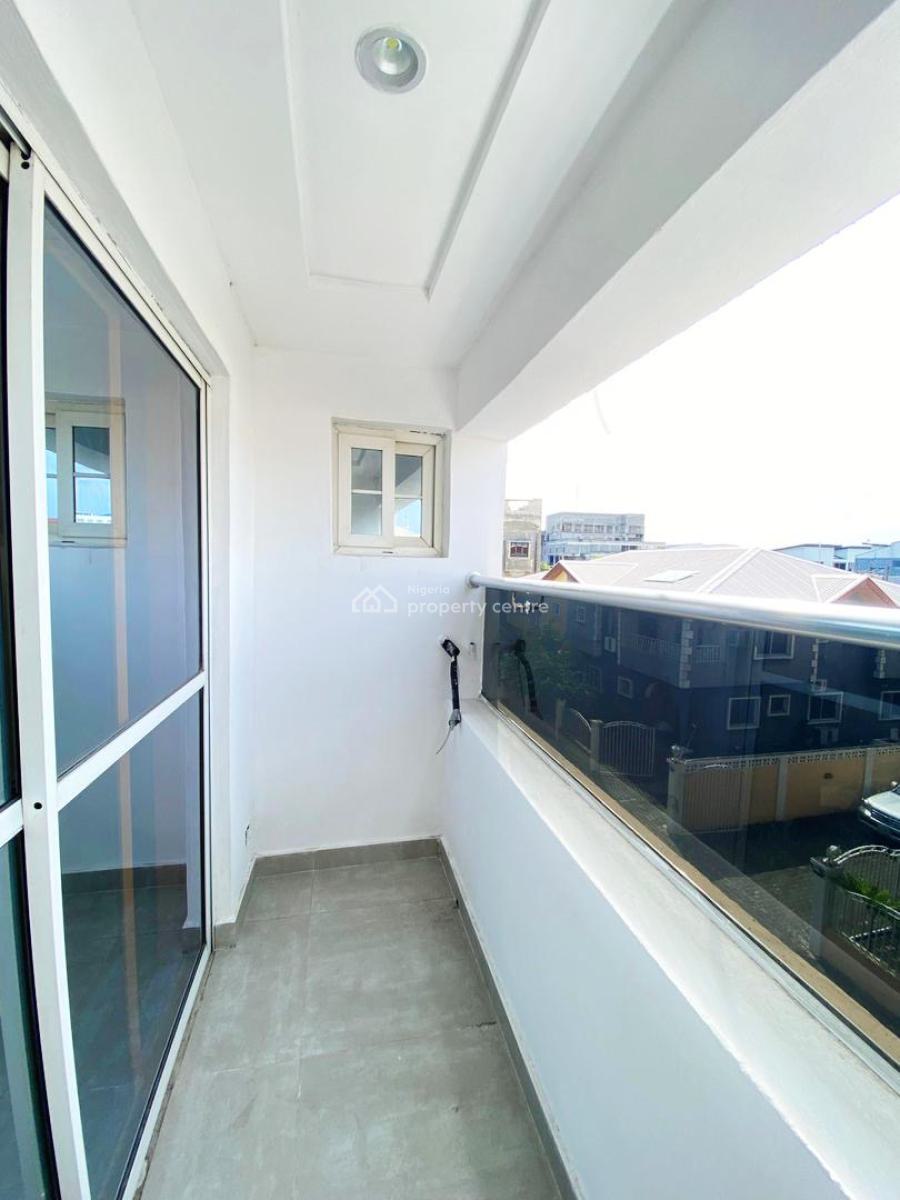 3bed Room Apartment, Lekki Phase 1, Lekki, Lagos, Flat / Apartment for Sale