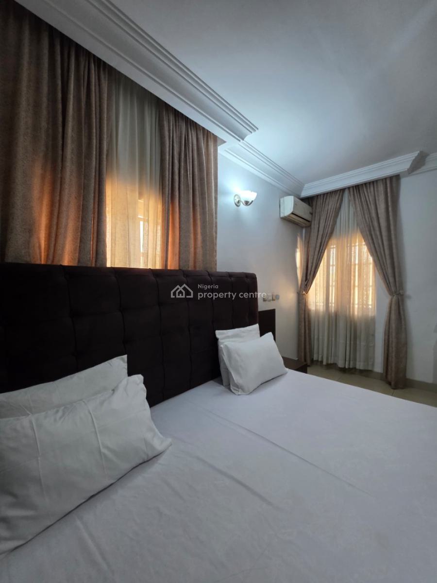 Fully Furnished/semi-serviced Three(3) Bedrooms Apartment Apartment, 2nd Floor, Evergreen Estate, Durumi, Abuja, Flat / Apartment for Rent