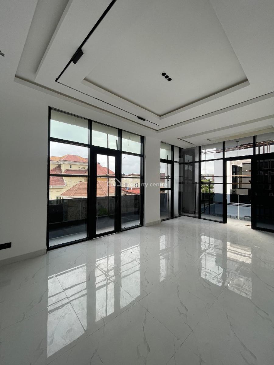 Tastefully Finished 4 Bedroom Terraced Duplex with Pool, & Gym, Lekki Phase 1, Lekki, Lagos, Terraced Duplex for Sale