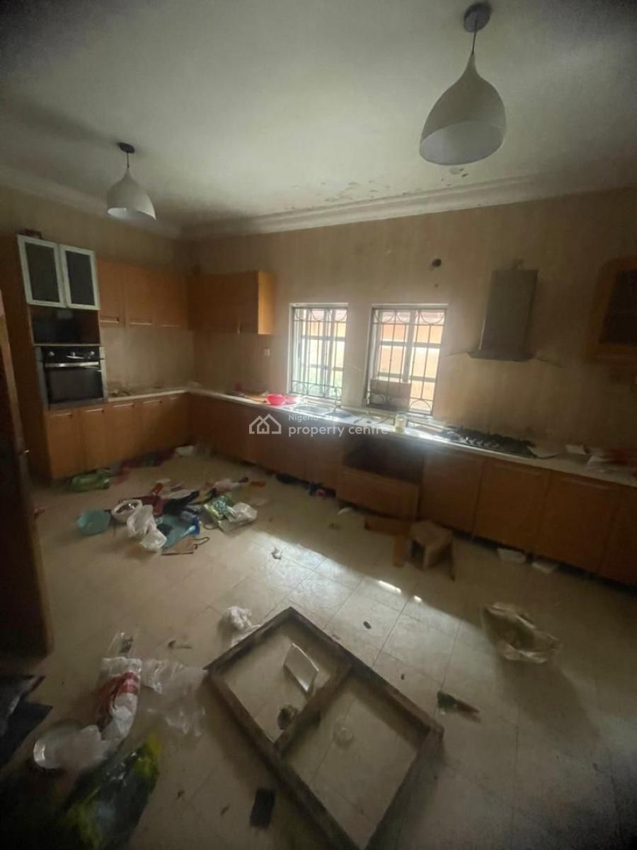 6 Bedroom Detached Duplex House with  1 Room Bq, Lekki Phase 1, Lekki, Lagos, Commercial Property for Rent