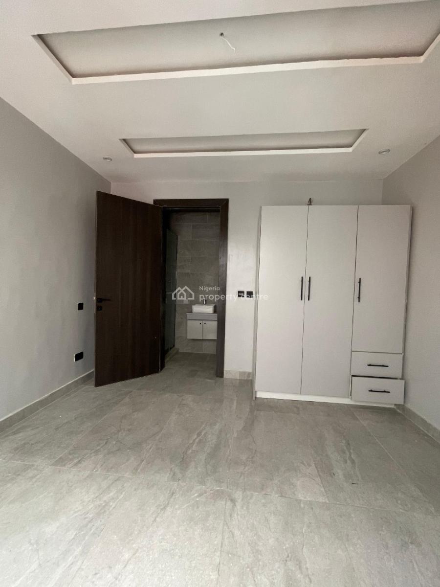 Exquisite 5 Bedroom Penthouse with Pool and Elevator, Lekki Phase 1, Lekki, Lagos, Flat / Apartment for Sale