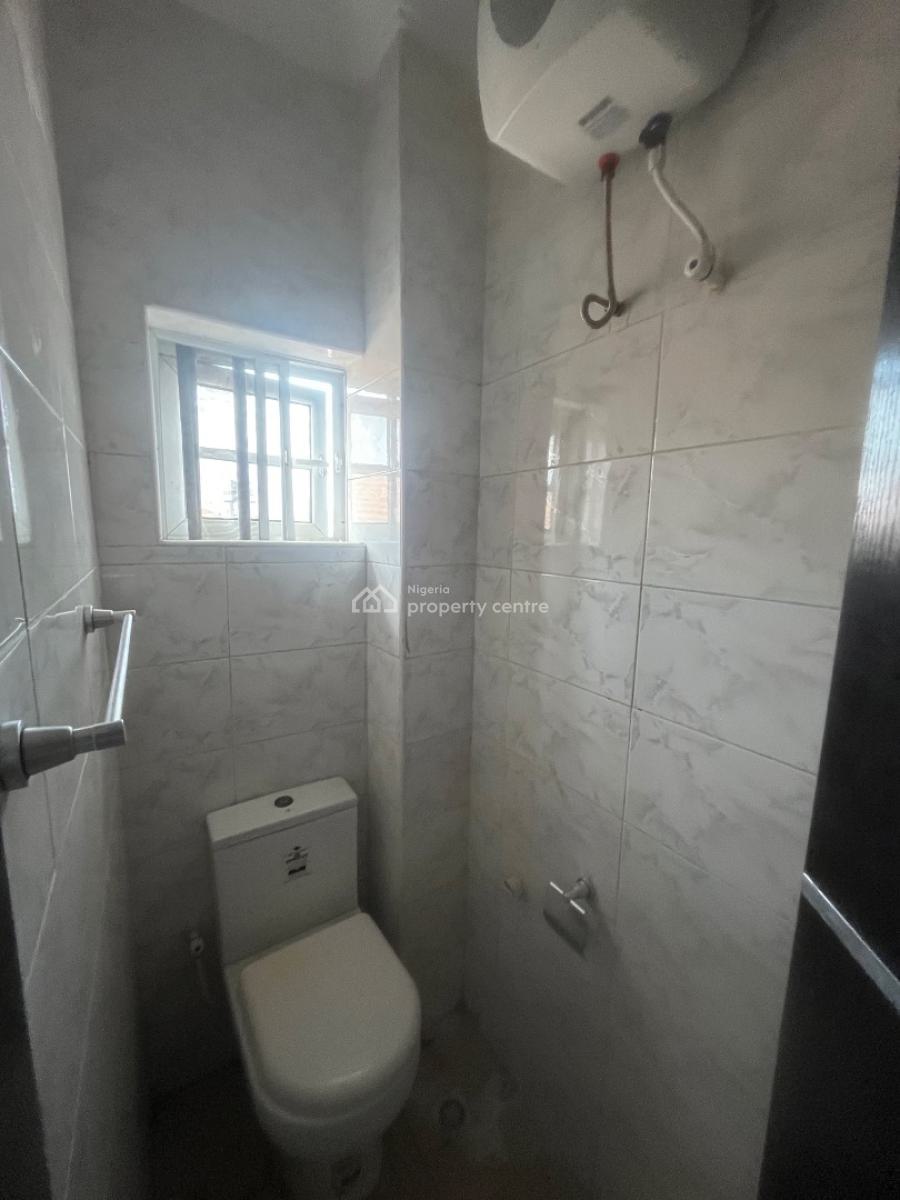 Luxury Very Spacious Beautiful 3 Bedroom Flat, Mobil Road Ilaje, Ajah, Lagos, House for Rent