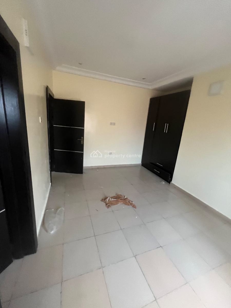 Luxury Very Spacious Beautiful 3 Bedroom Flat, Mobil Road Ilaje, Ajah, Lagos, House for Rent