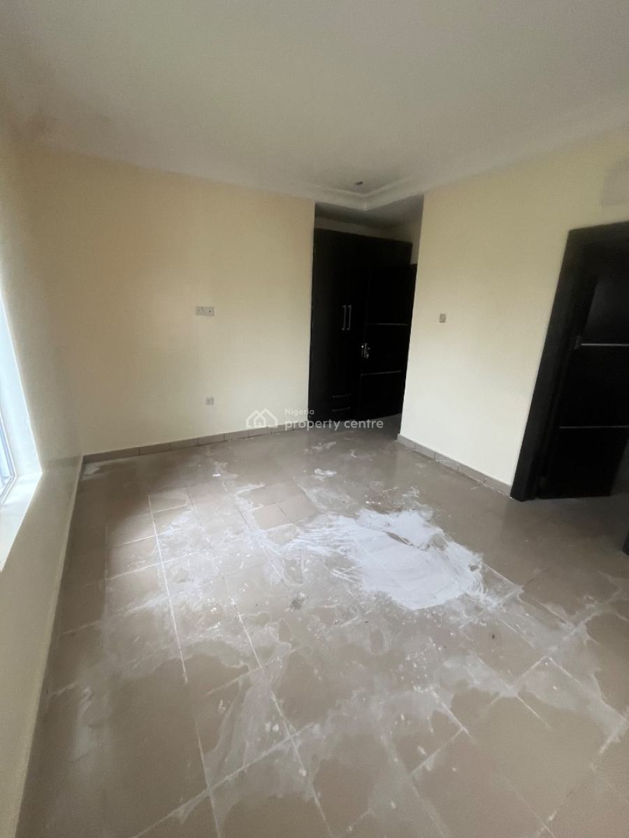 Luxury Very Spacious Beautiful 3 Bedroom Flat, Mobil Road Ilaje, Ajah, Lagos, House for Rent