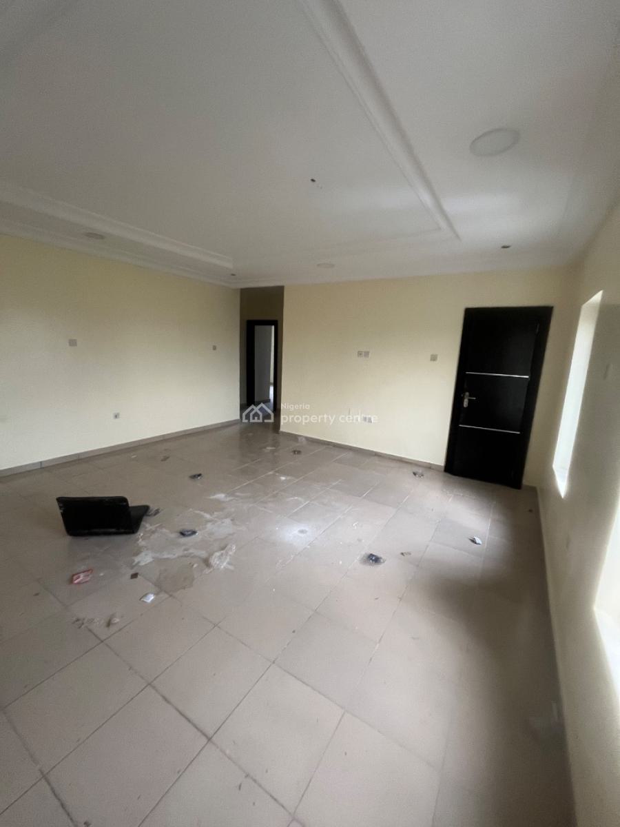 Luxury Very Spacious Beautiful 3 Bedroom Flat, Mobil Road Ilaje, Ajah, Lagos, House for Rent
