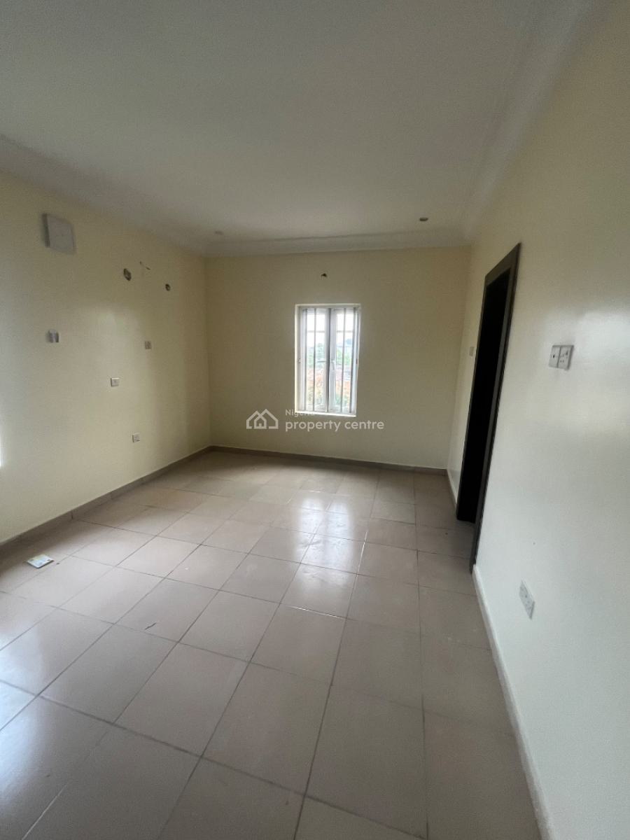 Luxury Very Spacious Beautiful 3 Bedroom Flat, Mobil Road Ilaje, Ajah, Lagos, House for Rent