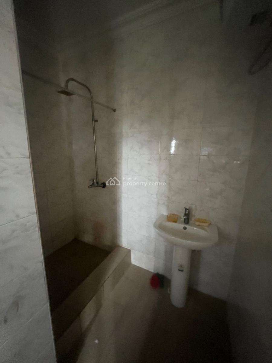 Luxury Very Spacious Beautiful 3 Bedroom Flat, Mobil Road Ilaje, Ajah, Lagos, House for Rent