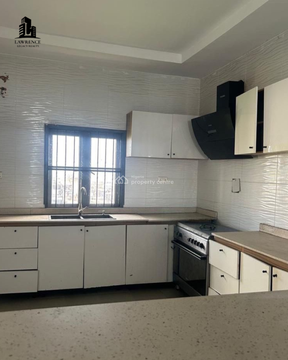 Gorgeous 2 Bedroom Apartment, Orchid Road, Lekki, Lagos, Flat / Apartment for Sale