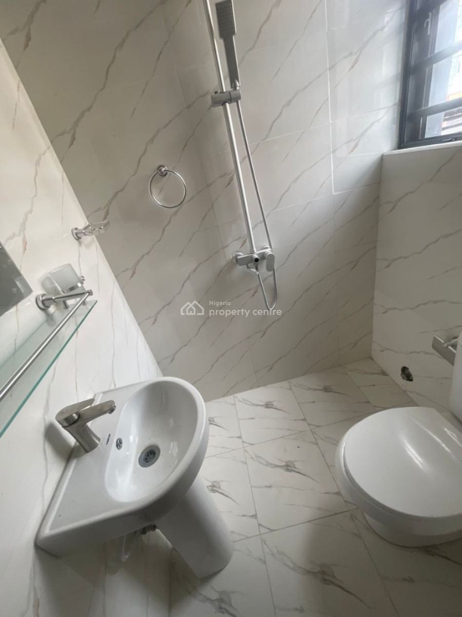 Luxurious 2 Bedroom Flat, Hope Vile Estate, Sangotedo, Ajah, Lagos, Flat / Apartment for Rent