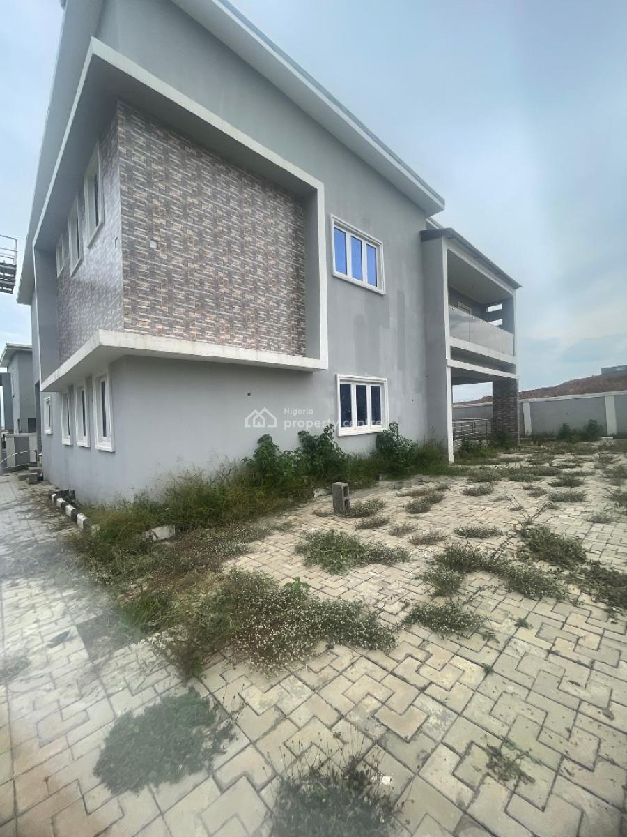 5 Bedroom Fully Duplex, Lugbe District, Abuja, Detached Duplex for Sale