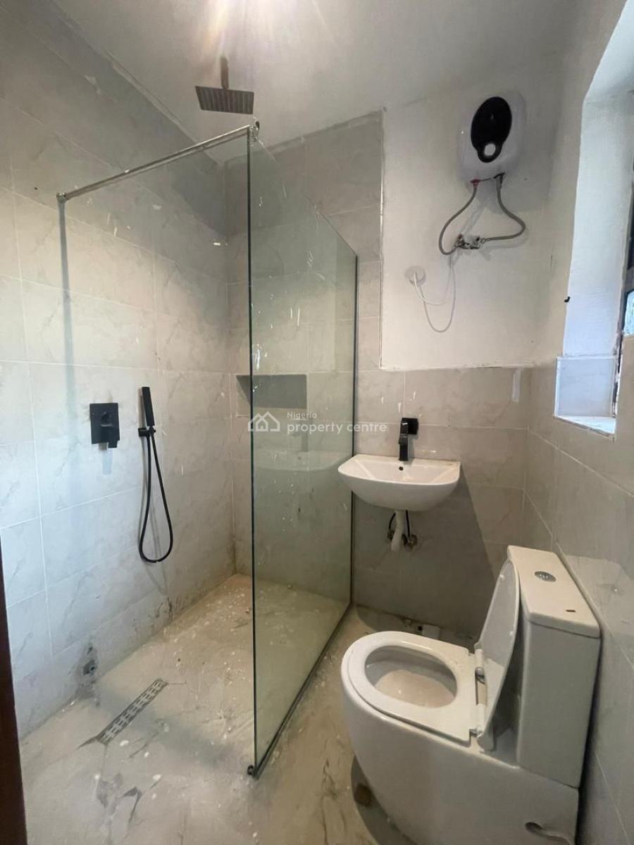 4 Bedroom Penthouse Apartment, Lekki Phase 1, Lekki, Lagos, Block of Flats for Sale