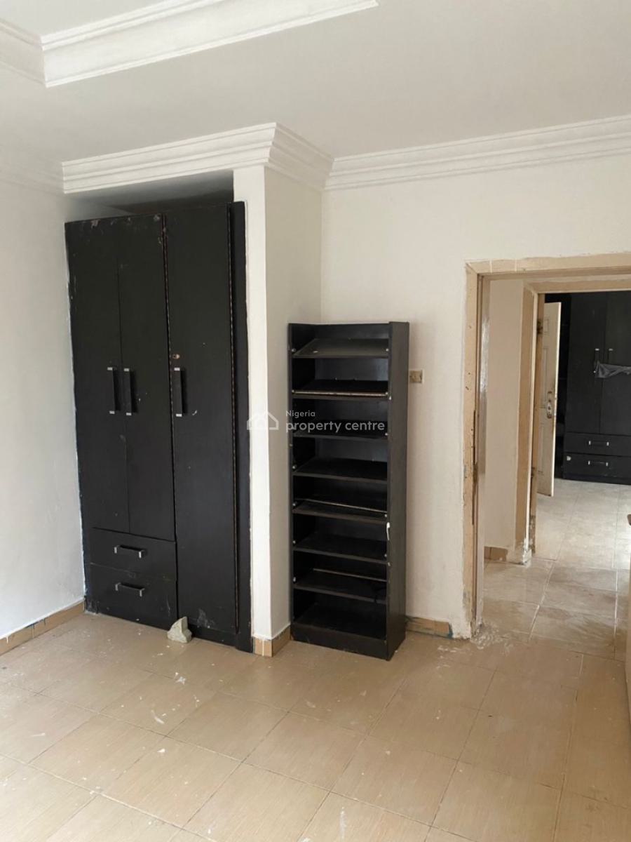 Lovely 3 Bedroom Flat, Omole Phase 2 Extension Olowora, Omole Phase 2, Ikeja, Lagos, Flat / Apartment for Rent