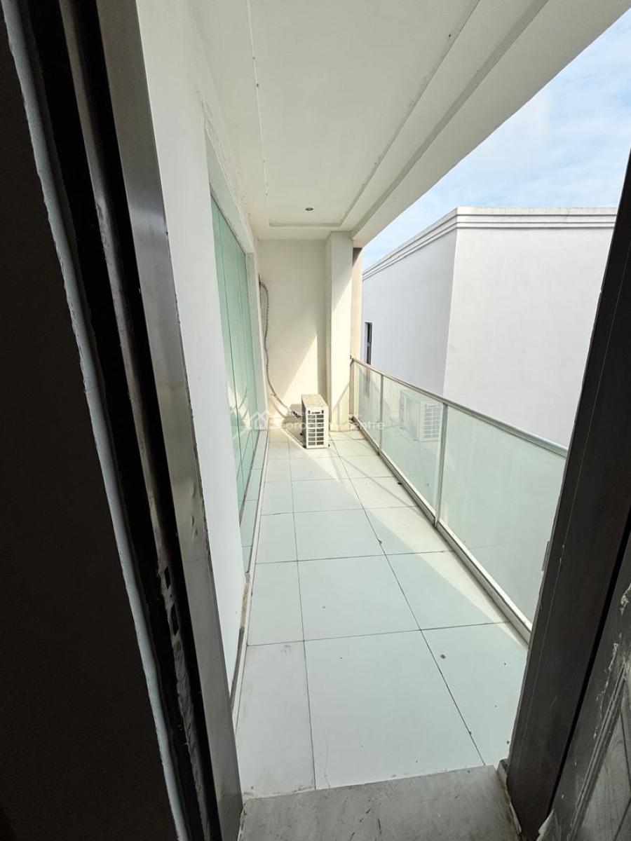 Massive 3 Bedrooms Plus Bq  Fitted Kitchen, Pentfloor, and 24hrs Power, By Richmond Estate, Ikate, Lekki, Lagos, Flat / Apartment for Sale