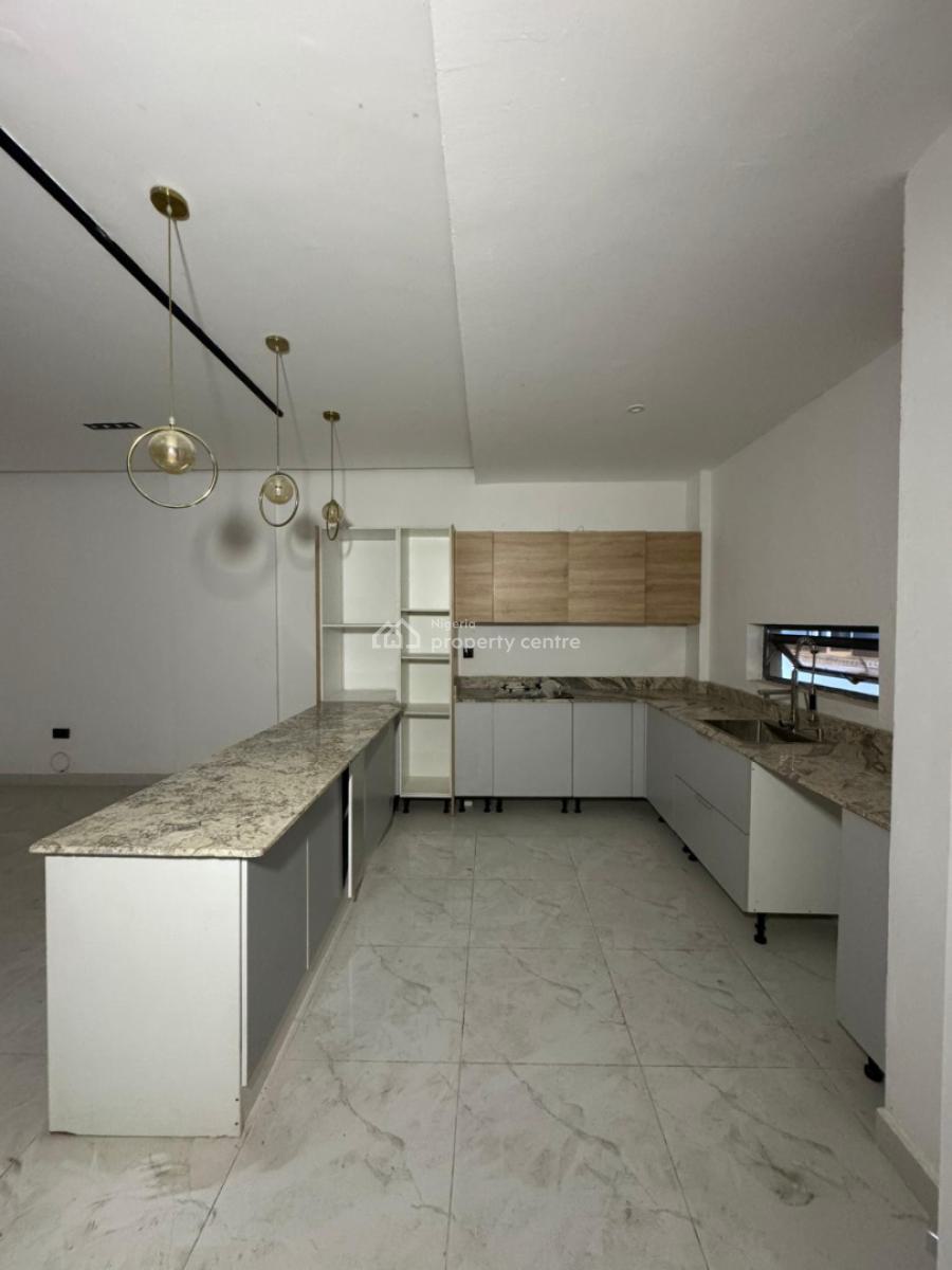 2 Bedroom Maisonette Services with Swimming Pool, Elevator, Lekki Phase 1 Lagos Nigeria., Lekki Phase 1, Lekki, Lagos, Flat / Apartment for Rent