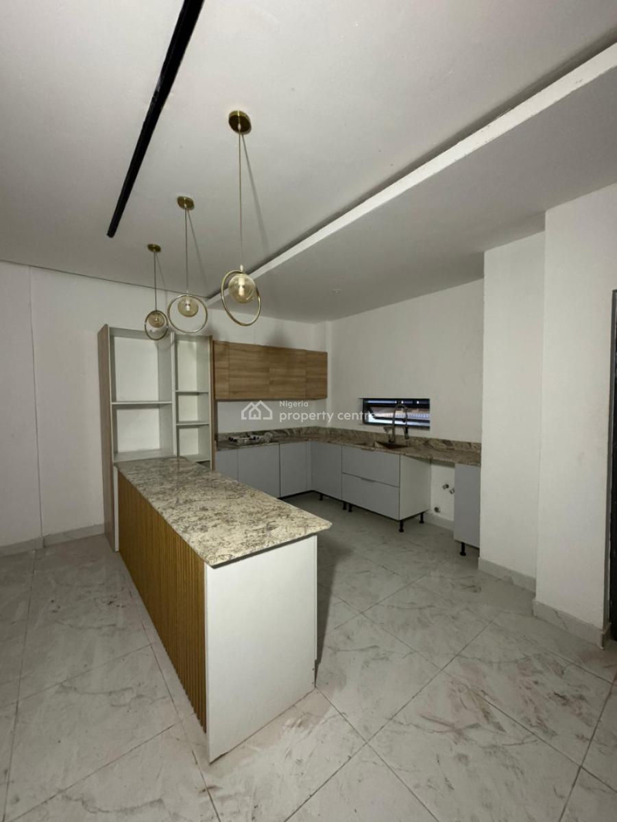 2 Bedroom Maisonette Services with Swimming Pool, Elevator, Lekki Phase 1 Lagos Nigeria., Lekki Phase 1, Lekki, Lagos, Flat / Apartment for Rent