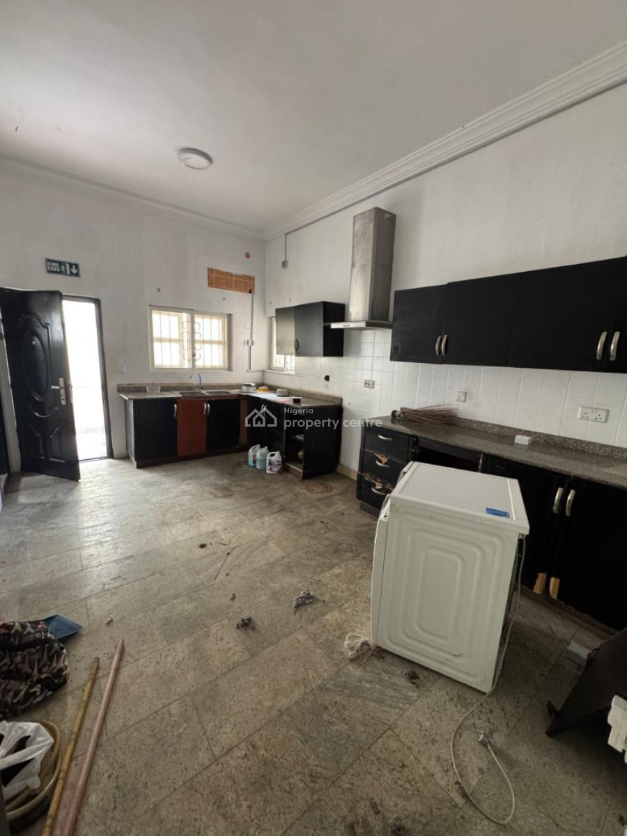 Well Maintained Spacious 4 Bedroom Duplex with Bq, Lekki Phase 1, Lekki, Lagos, Semi-detached Duplex for Rent