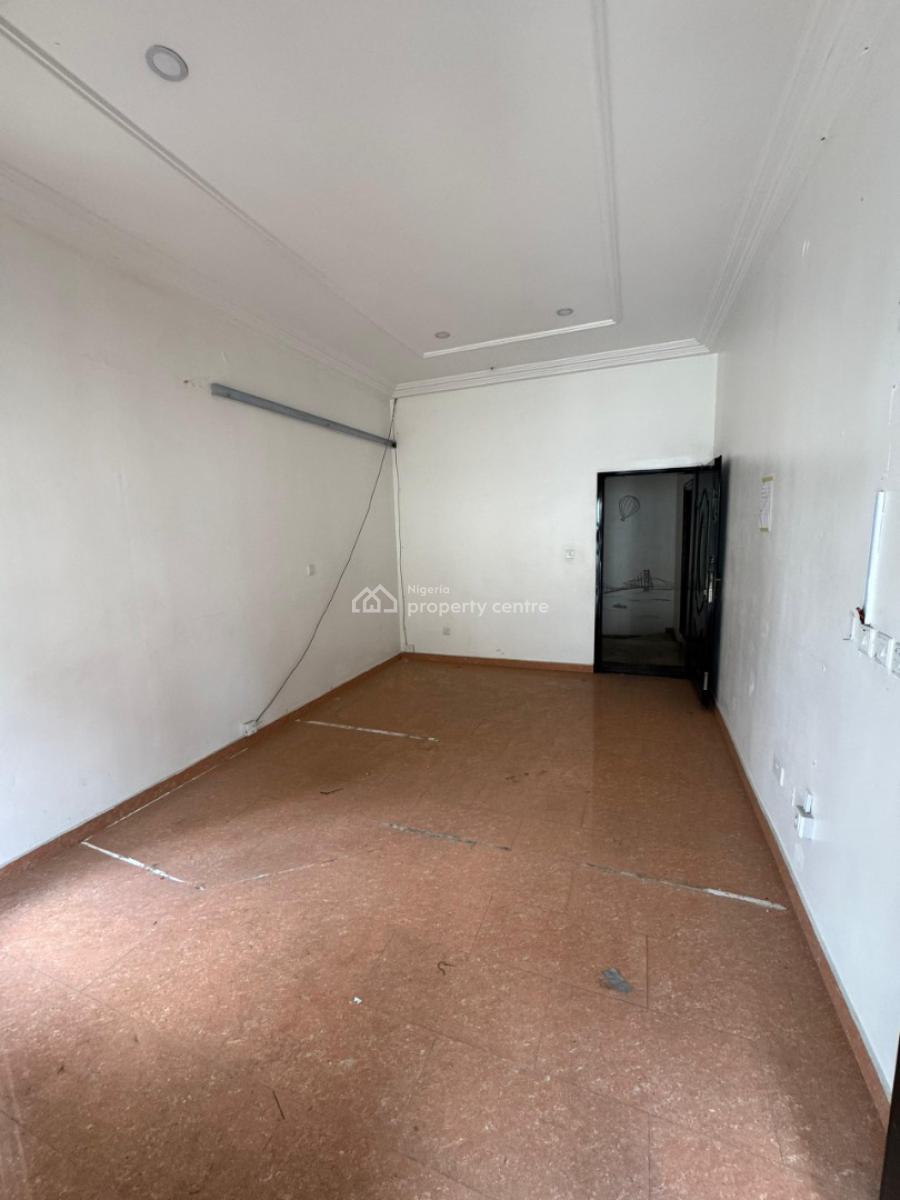 Well Maintained Spacious 4 Bedroom Duplex with Bq, Lekki Phase 1, Lekki, Lagos, Semi-detached Duplex for Rent