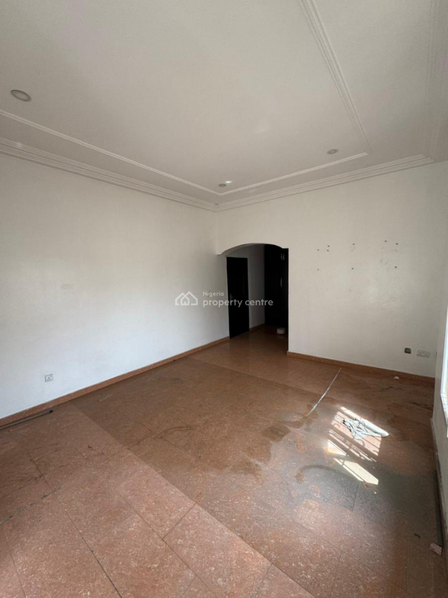 Well Maintained Spacious 4 Bedroom Duplex with Bq, Lekki Phase 1, Lekki, Lagos, Semi-detached Duplex for Rent
