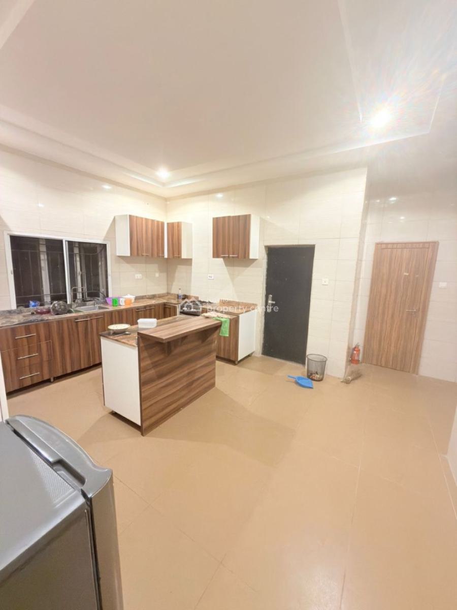 Brand New 5 Bedrooms Detatched Duplex, By Airport Road, Lugbe District, Abuja, Detached Duplex for Rent