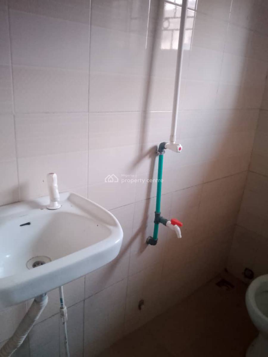 a Clean Room and Parlor Self Contained with 2 Toilets, Lucky Fiber Road, Ikorodu, Lagos, Flat / Apartment for Rent