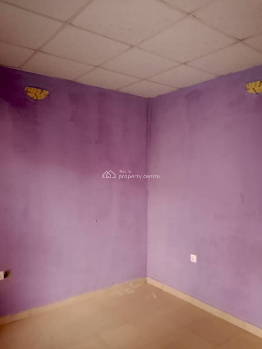 a Clean Room and Parlor Self Contained with 2 Toilets, Lucky Fiber Road, Ikorodu, Lagos, Flat / Apartment for Rent
