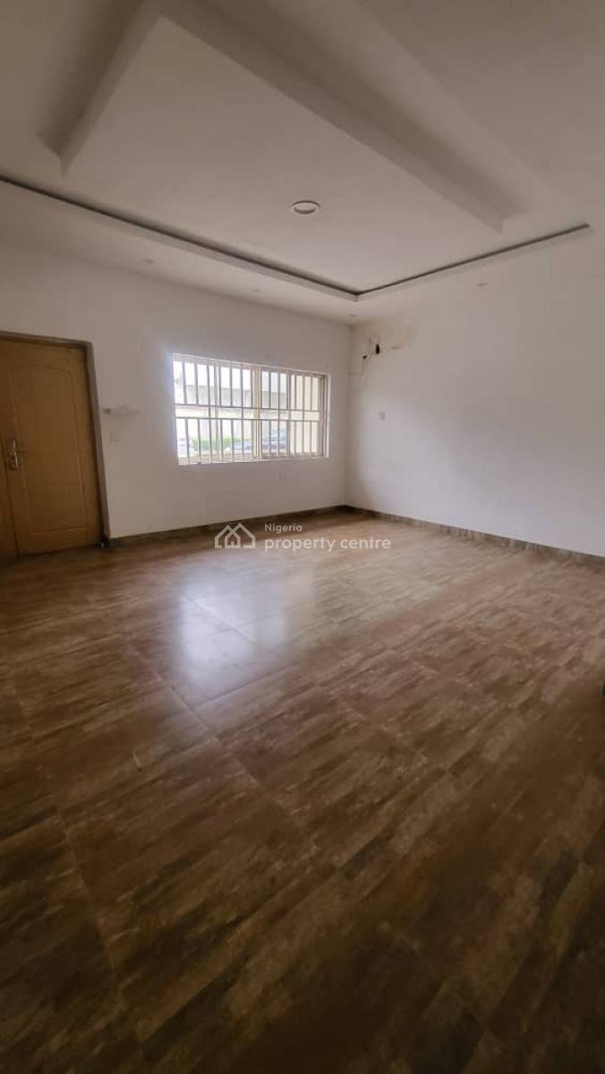 Spacious 3-bedroom Apartment with Bq, Off Admiralty Way, Lekki Phase 1, Lekki, Lagos, House for Rent