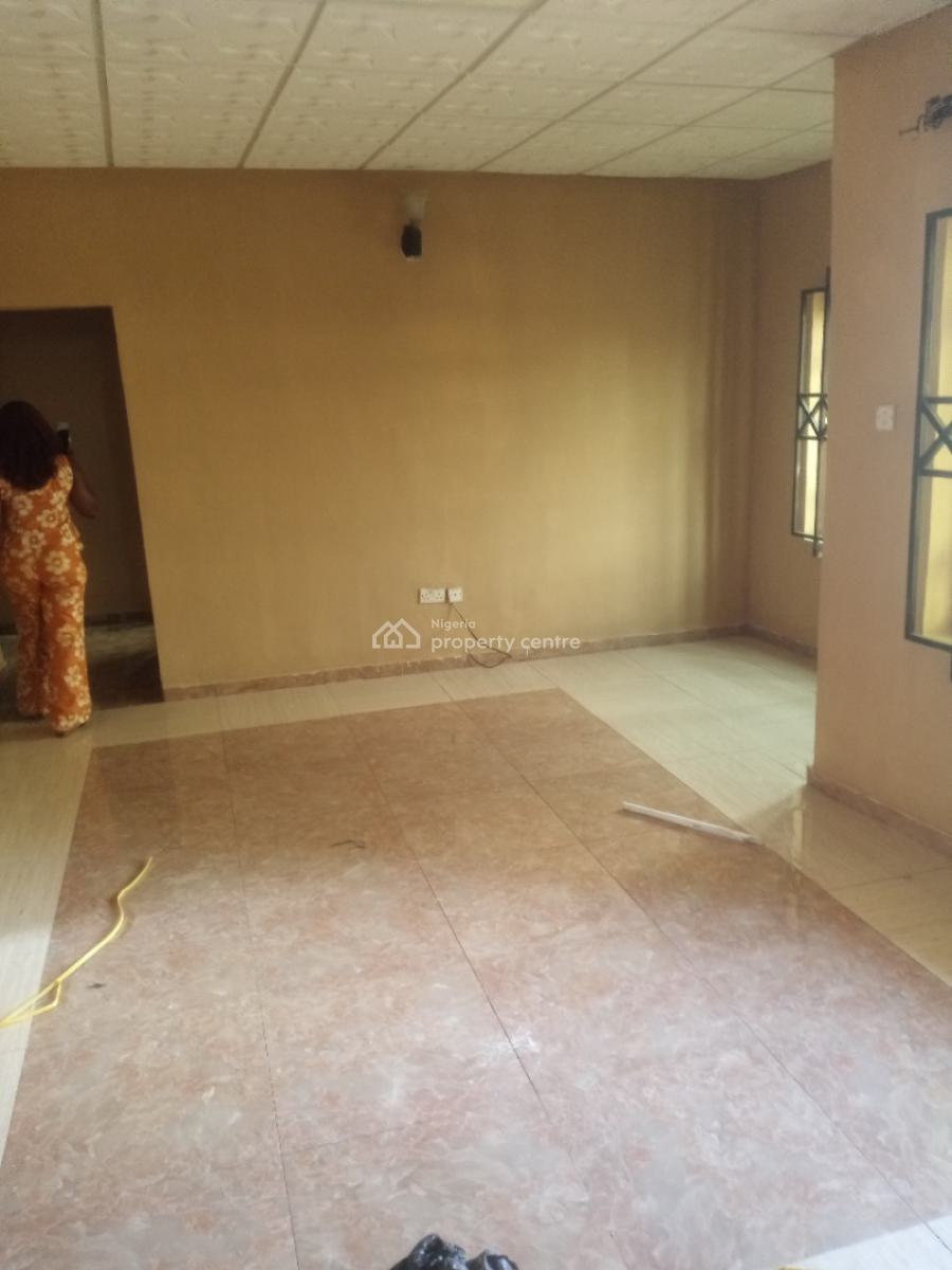Lovely 3 Bedroom Flat, Off Cole Street By Olufemi, Surulere, Lagos, Flat / Apartment for Rent
