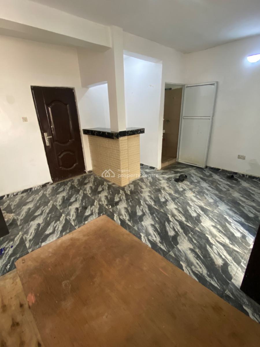 a Luxurious Room Self Contain, Eti Osa Local Government, Igbo Efon, Lekki, Lagos, Self Contain (single Rooms) for Rent