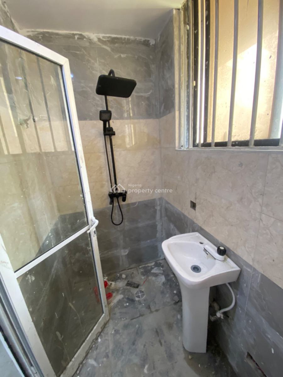 a Luxurious Room Self Contain, Eti Osa Local Government, Igbo Efon, Lekki, Lagos, Self Contain (single Rooms) for Rent