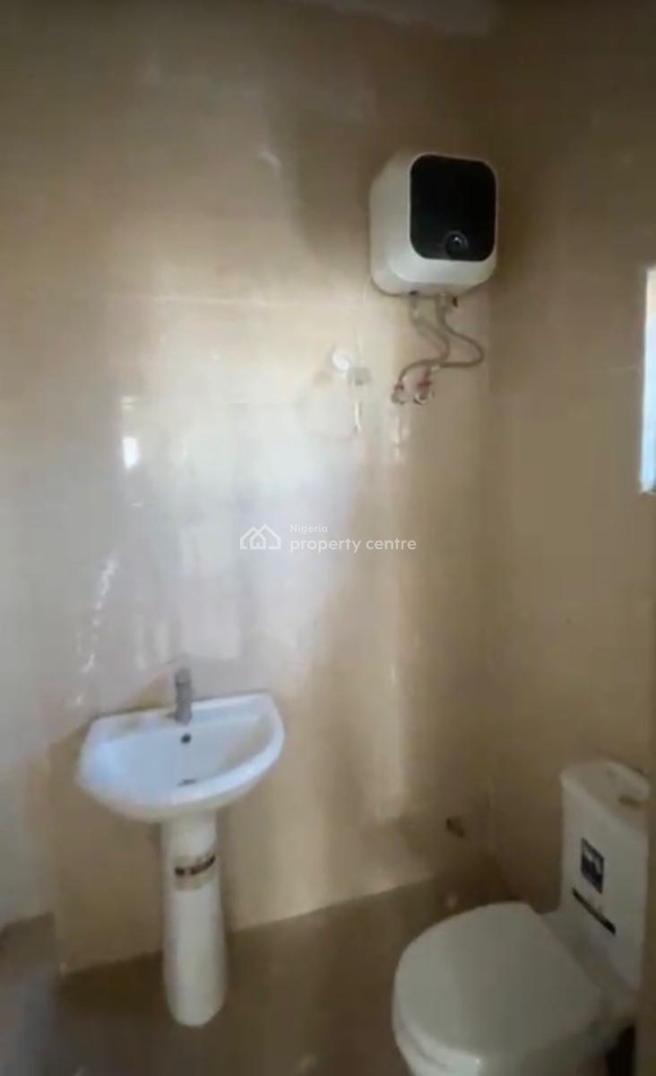 3 Bedroom Apartment, Dawaki, Gwarinpa, Abuja, Flat / Apartment for Rent