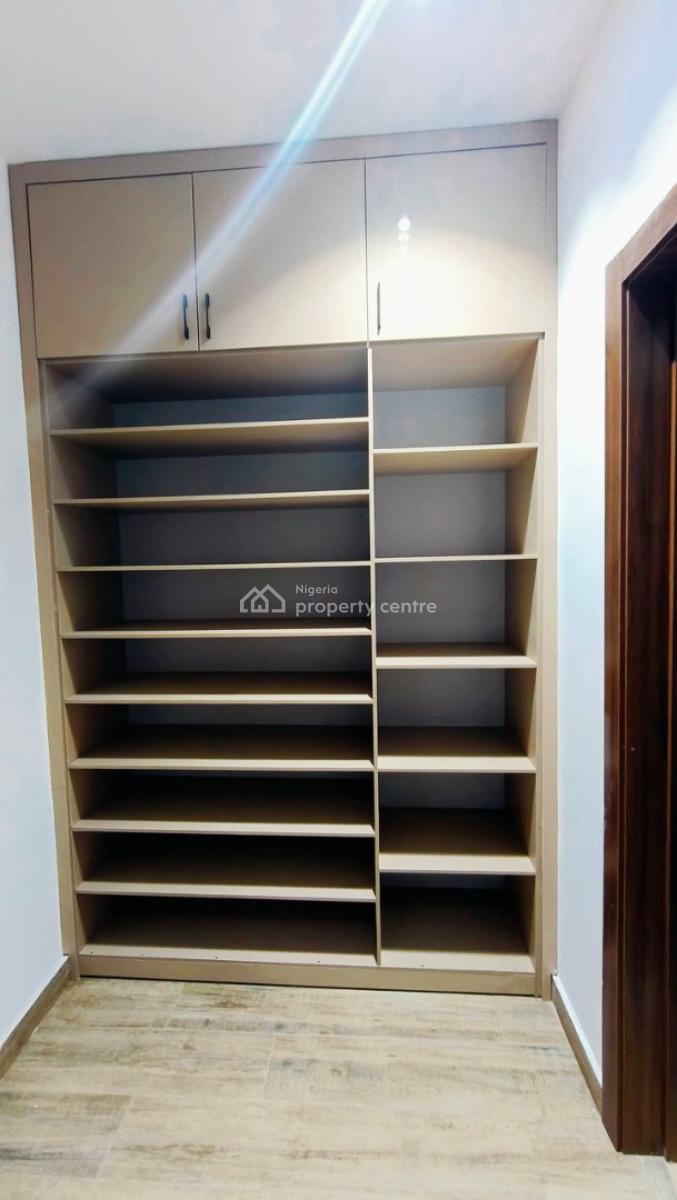 Lovely 4 Bedroom Terrace Duplex with Topnotch Facilities, Gra Phase 2, Magodo, Lagos, Terraced Duplex for Sale