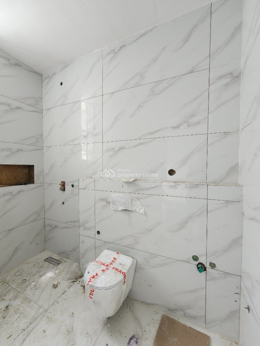 Nicely Built 2 Bedroom Apartment with Bq, Pool, Lekki Phase 1, Lekki, Lagos, Flat / Apartment for Sale