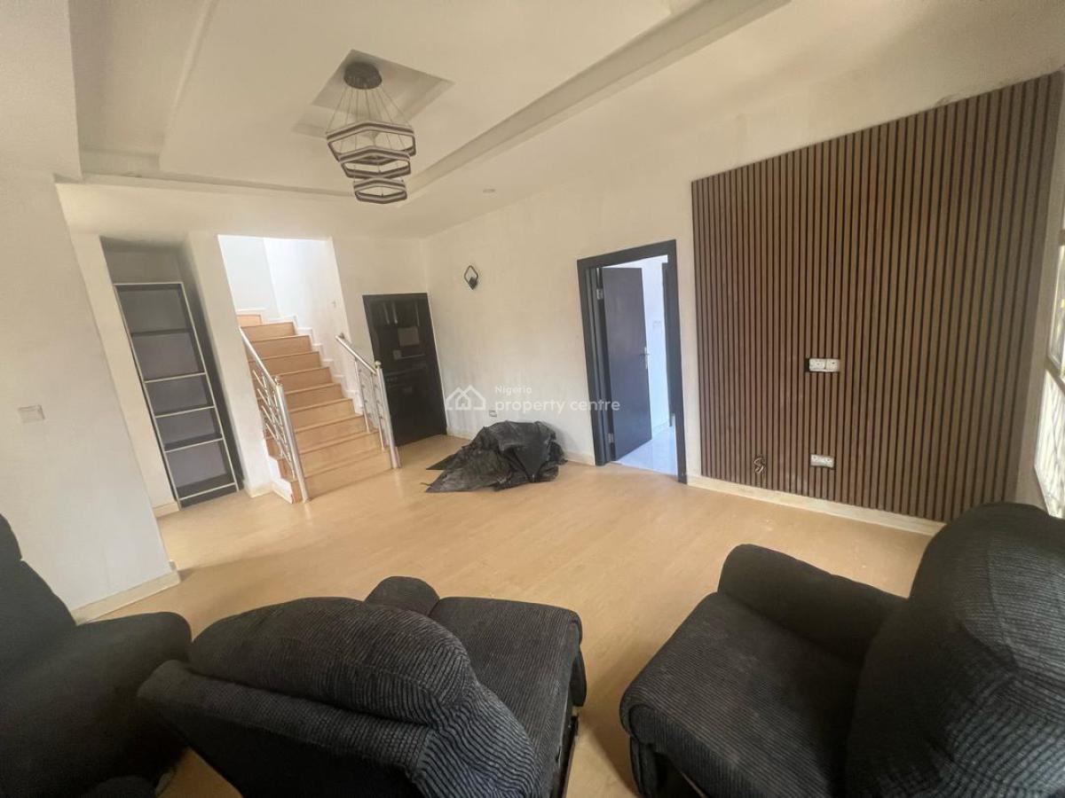 Self Compound Bedroom Semi Detached Duplex, 1 Bedroom Bq, Security House, Chevron, Chevron Drive, Lekki, Lagos, Semi-detached Duplex for Rent