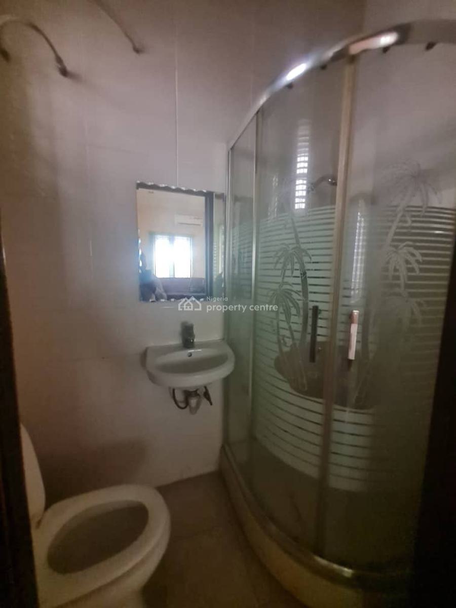 5 Bedroom Semi Detached House with 1 Room Bq, Idado Estate, Lekki, Lagos, Semi-detached Duplex for Rent