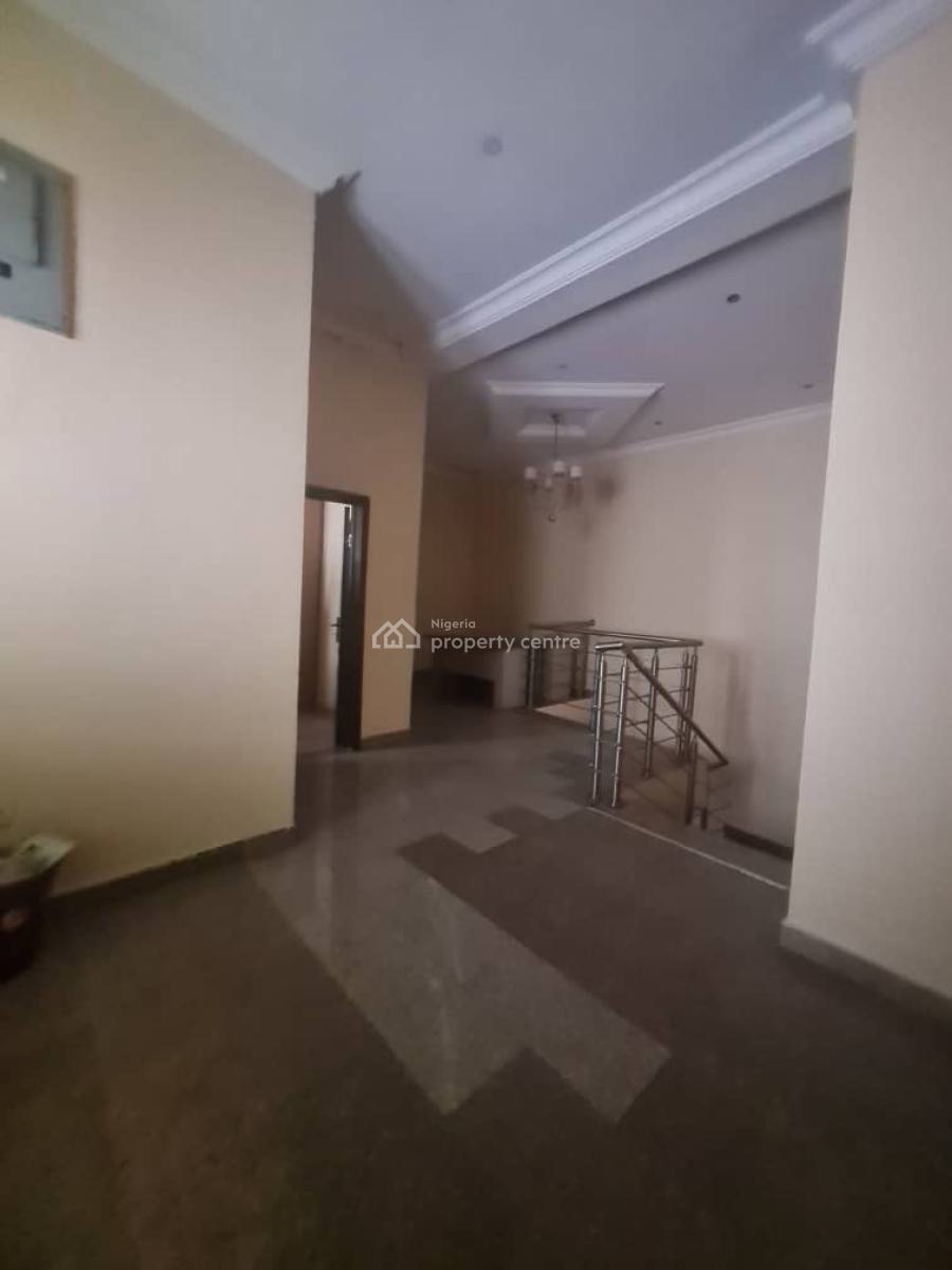 5 Bedroom Semi Detached House with 1 Room Bq, Idado Estate, Lekki, Lagos, Semi-detached Duplex for Rent