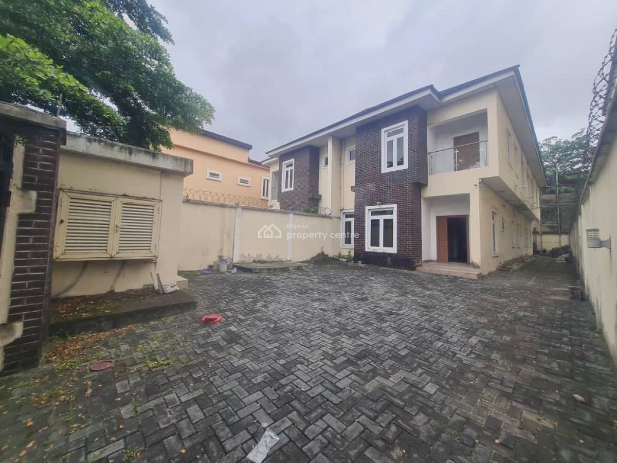 5 Bedroom Semi Detached House with 1 Room Bq, Idado Estate, Lekki, Lagos, Semi-detached Duplex for Rent