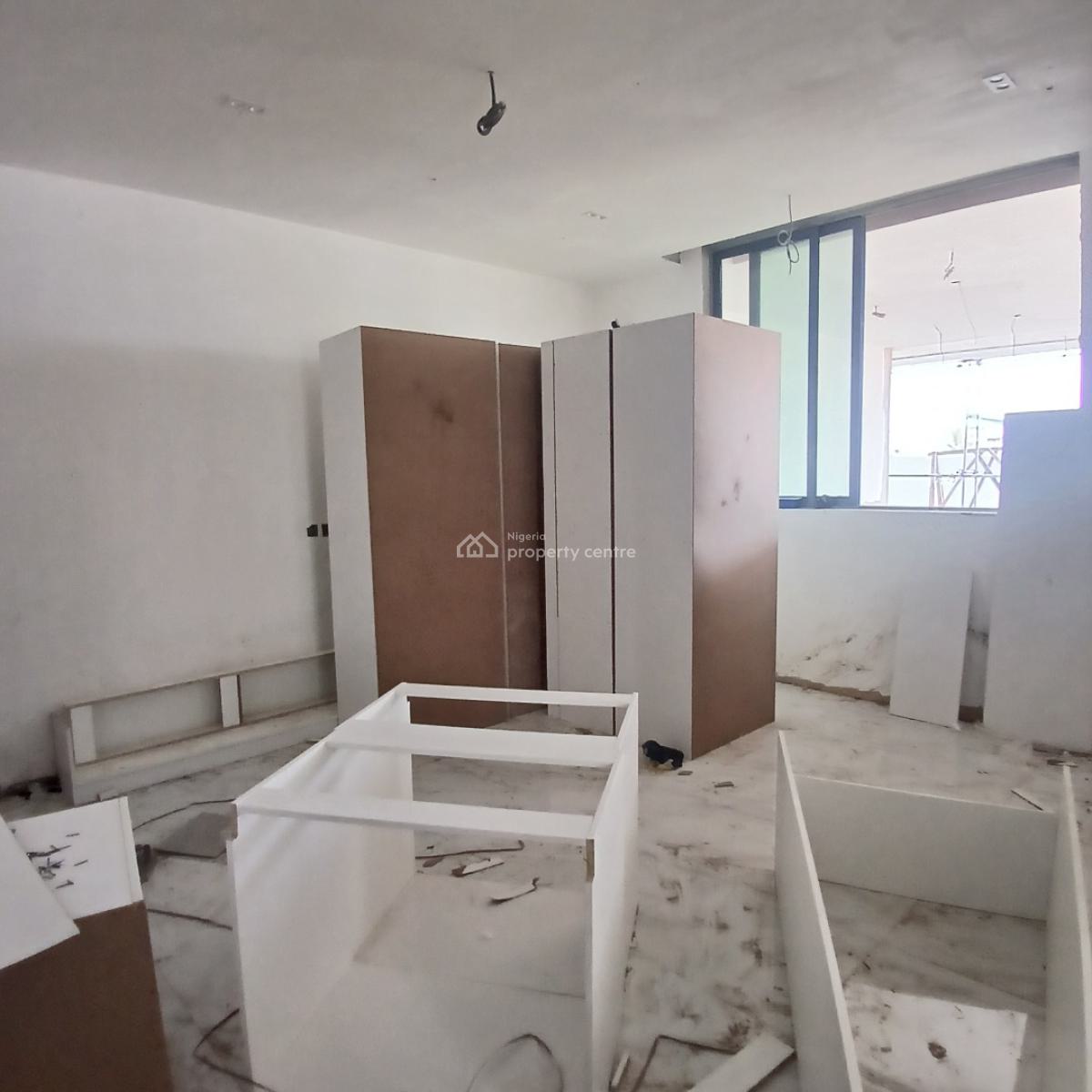 Newly Built 1 Bedroom Apartment with Swimming Pool, Lekki Phase 1, Lekki, Lagos, Flat / Apartment for Sale