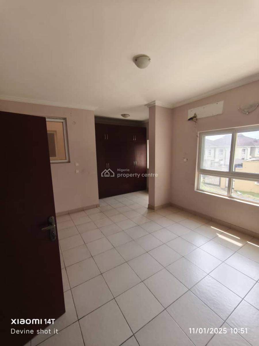 Serviced 3 Bedroom Flat, Cadogan Estate, Osapa, Lekki, Lagos, Flat / Apartment for Rent