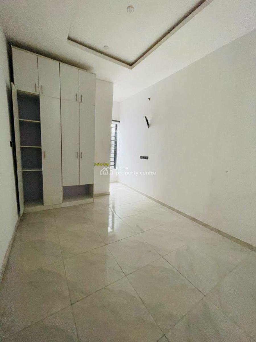 Well Maintain 3 Bedroom Terrace Duplex, Ikota, Lekki, Lagos, Terraced Duplex for Rent