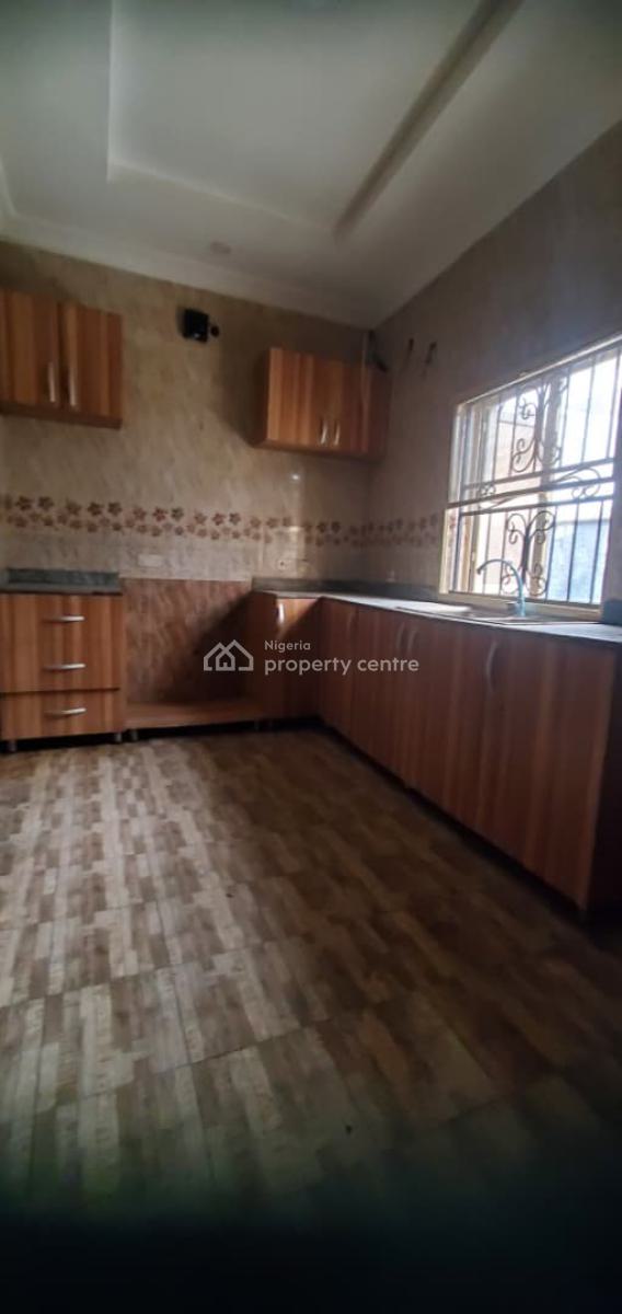 Standard 2 Bedroom Flat, Osapa, Lekki, Lagos, Flat / Apartment for Rent