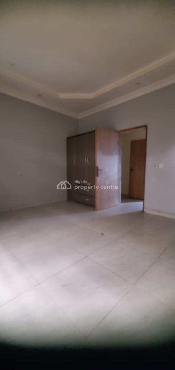 Standard 2 Bedroom Flat, Osapa, Lekki, Lagos, Flat / Apartment for Rent