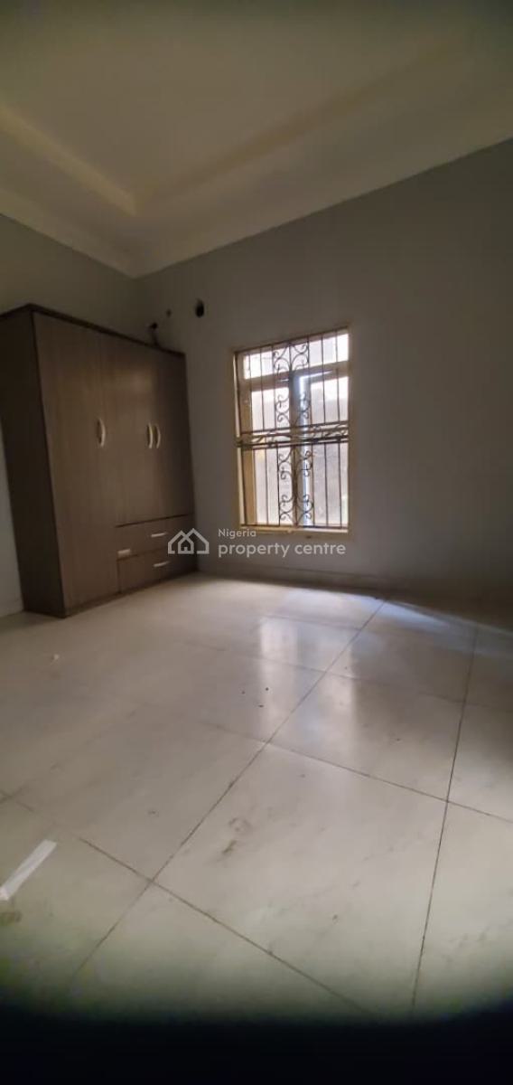 Standard 2 Bedroom Flat, Osapa, Lekki, Lagos, Flat / Apartment for Rent